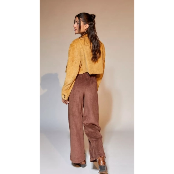 SOLD!!!!!! For some reason Poshmark does not let me delete this listing! - Picture 4 of 4